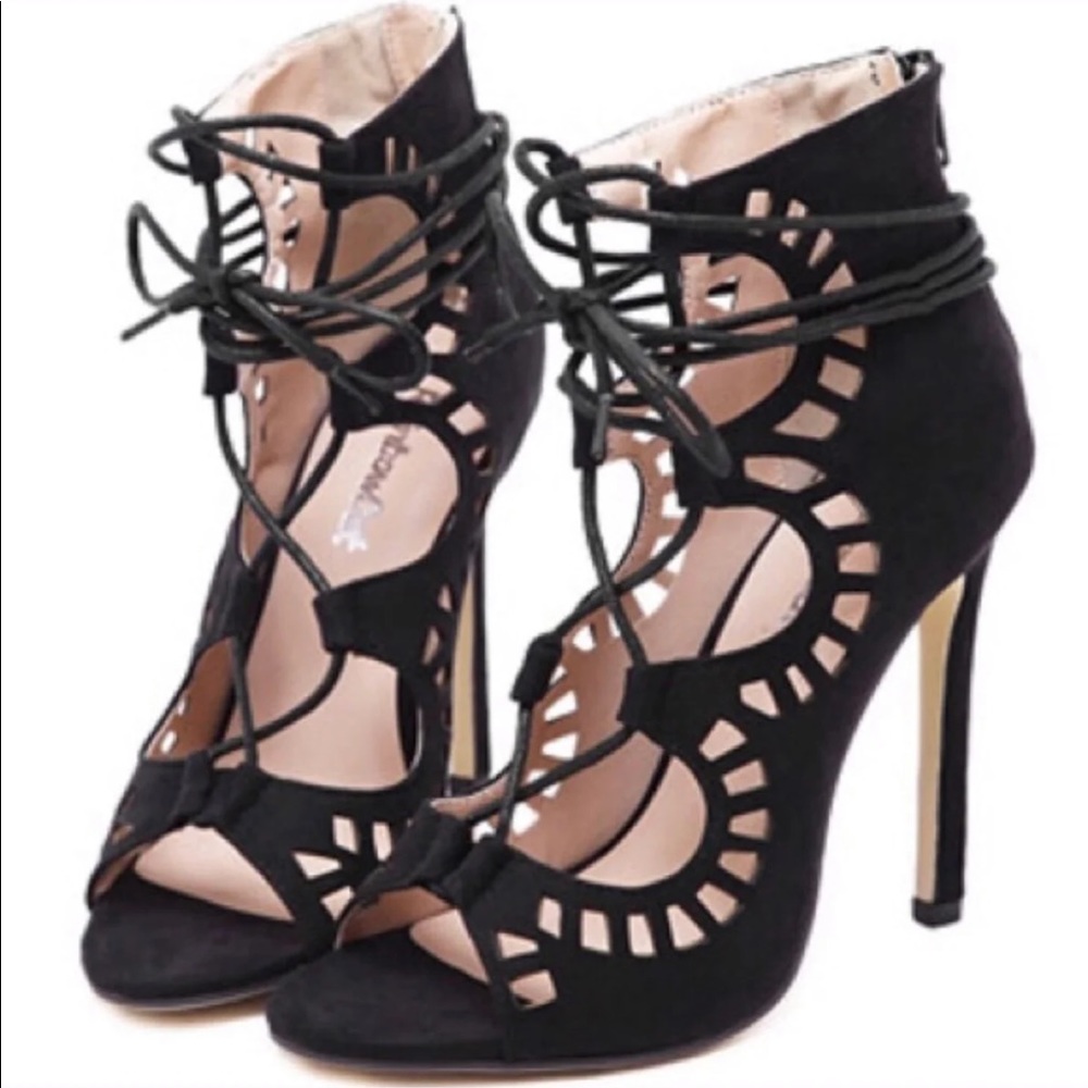 NWOT - Black Lace Up Heels